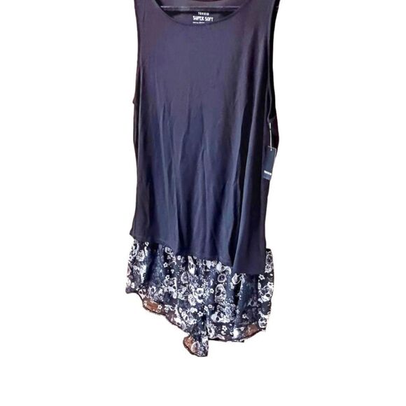 TORRIDS NEW Black Tank With Lacy SKULL Black & White Sexy Sleep Set Shorts. - Picture 8 of 16